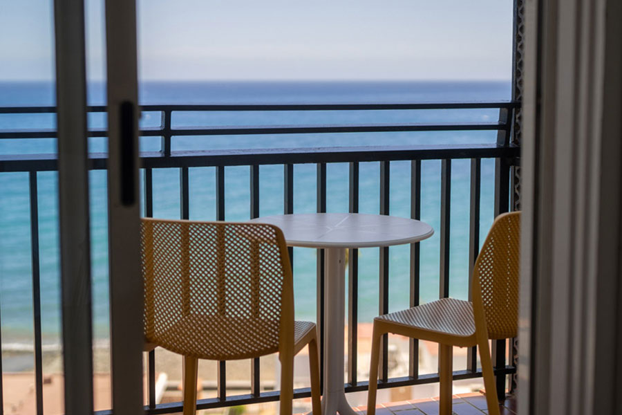 room Relaxia Beverly Park room Relaxia Beverly Park