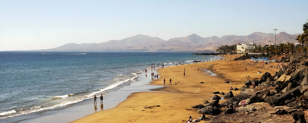 Vistas de la puerto del Carmen en Lanzarote