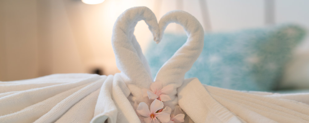 Decorative towels at Relaxia Lanzasur Club